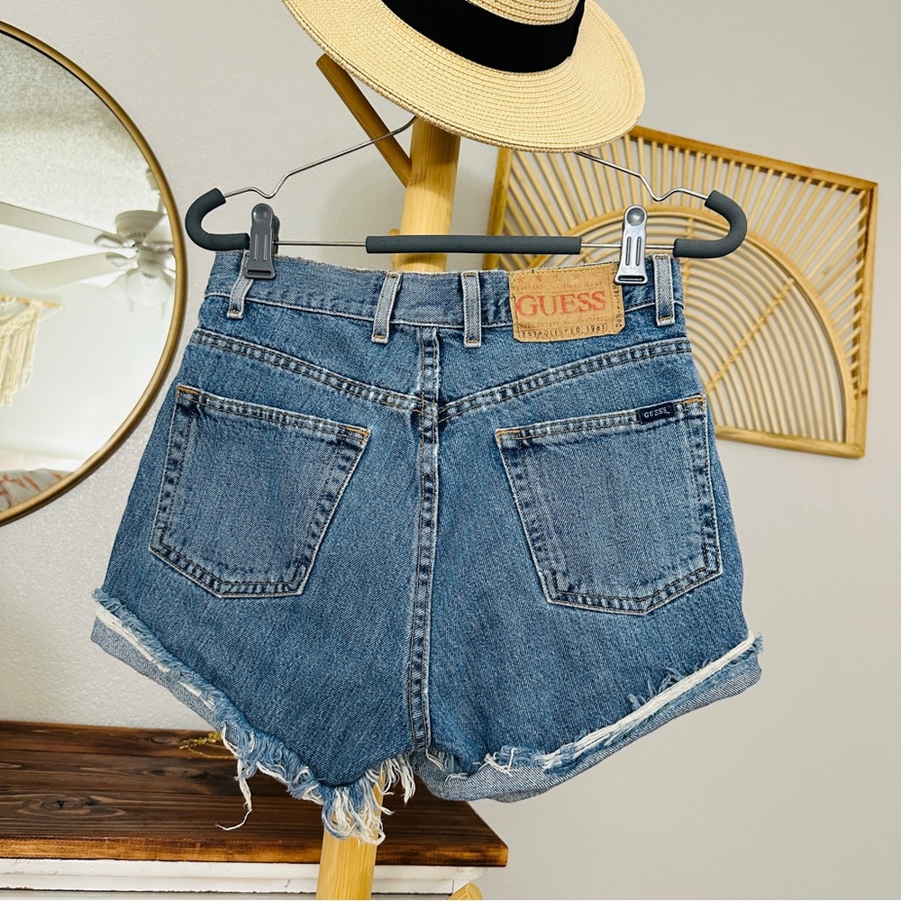 REAL DENIM GUESS HIGHWAISTED SHORTS!! - Picture 7 of 11